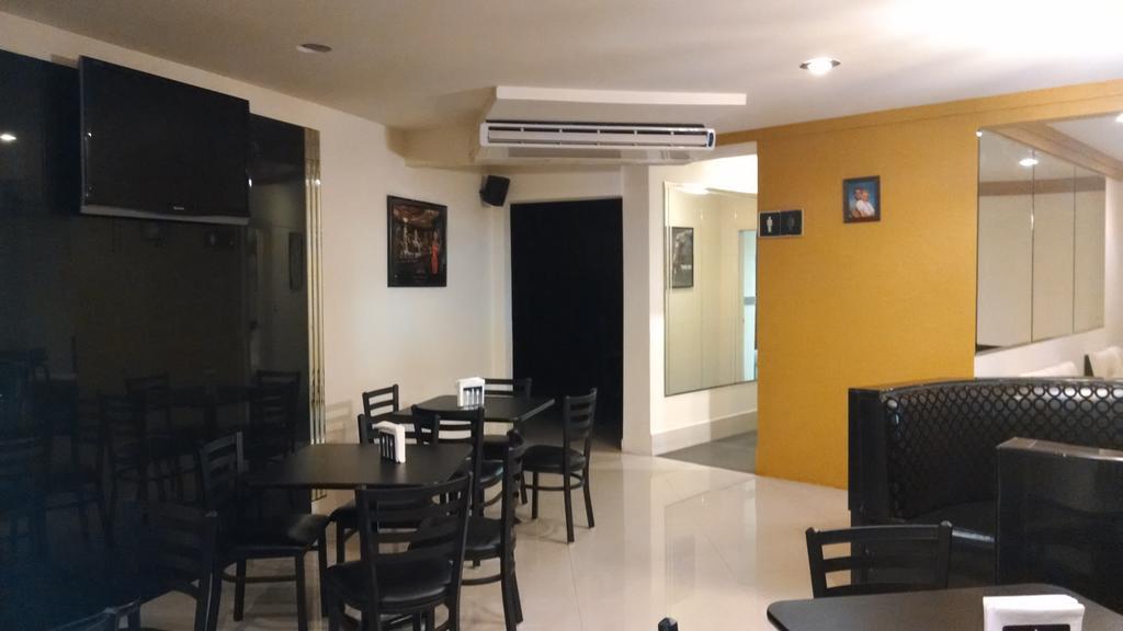 Hotel Frontiere 티후아나 외부 사진